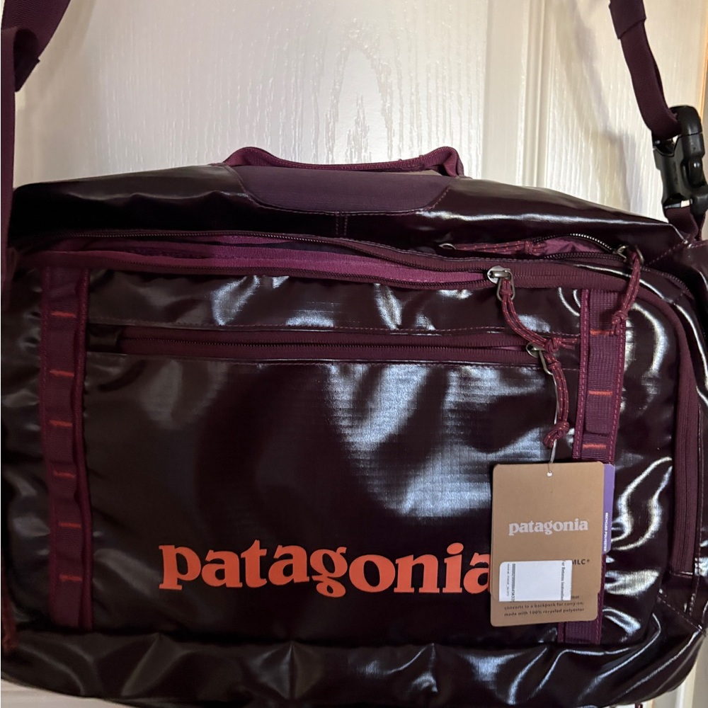 NWT Patagonia Black Hole Mini MLC 26L Travel Laptop Bag Pack Backpack #49265 - Picture 13 of 14